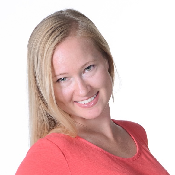 Meet your Posh Ambassador, Missy!! @Storeshelf13 - Picture 3 of 3